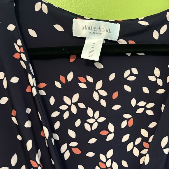 EUC Motherhood Maternity Elbow Sleeve Wrap Dress - Picture 6 of 7